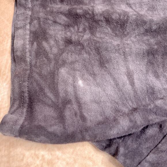 The Mountain Beware of Pit Bulls They Will Steal your Heart Rainbow Shirt Dog - Picture 6 of 7